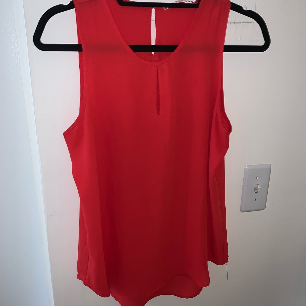 Red Sleeveless Top